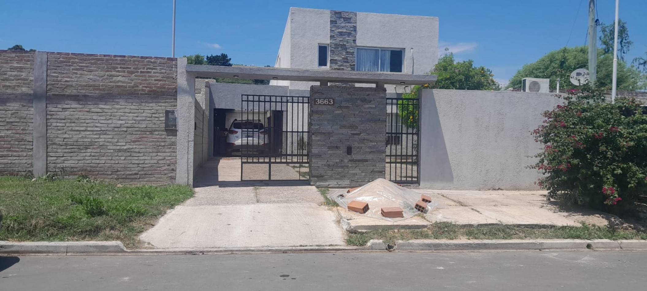 CASA MODERNA INTEGRAL ZONA PARACAO !!!!!