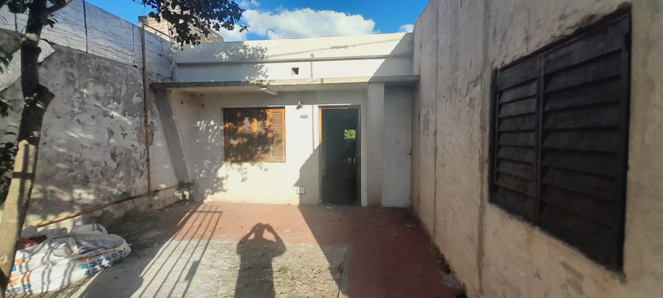 Venta propiedad a reciclar de dos dormitorios en buena ubicacion 
