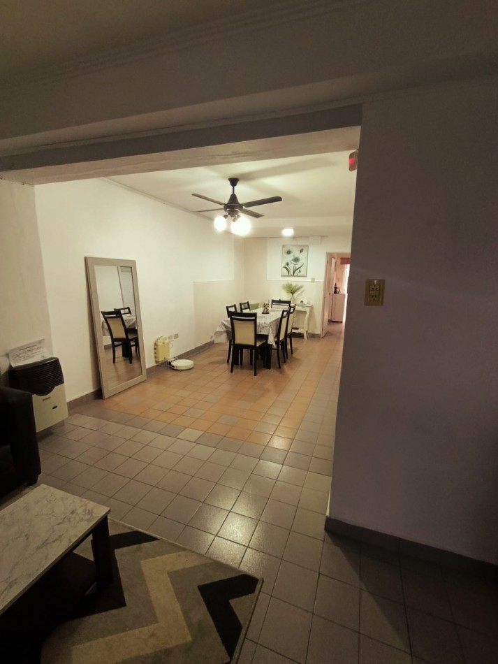 Se alquila duplex en calle Alfredo Palacios , 3 dormitorios 2 baños 