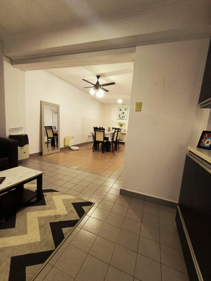 Se alquila duplex en calle Alfredo Palacios , 3 dormitorios 2 baños 