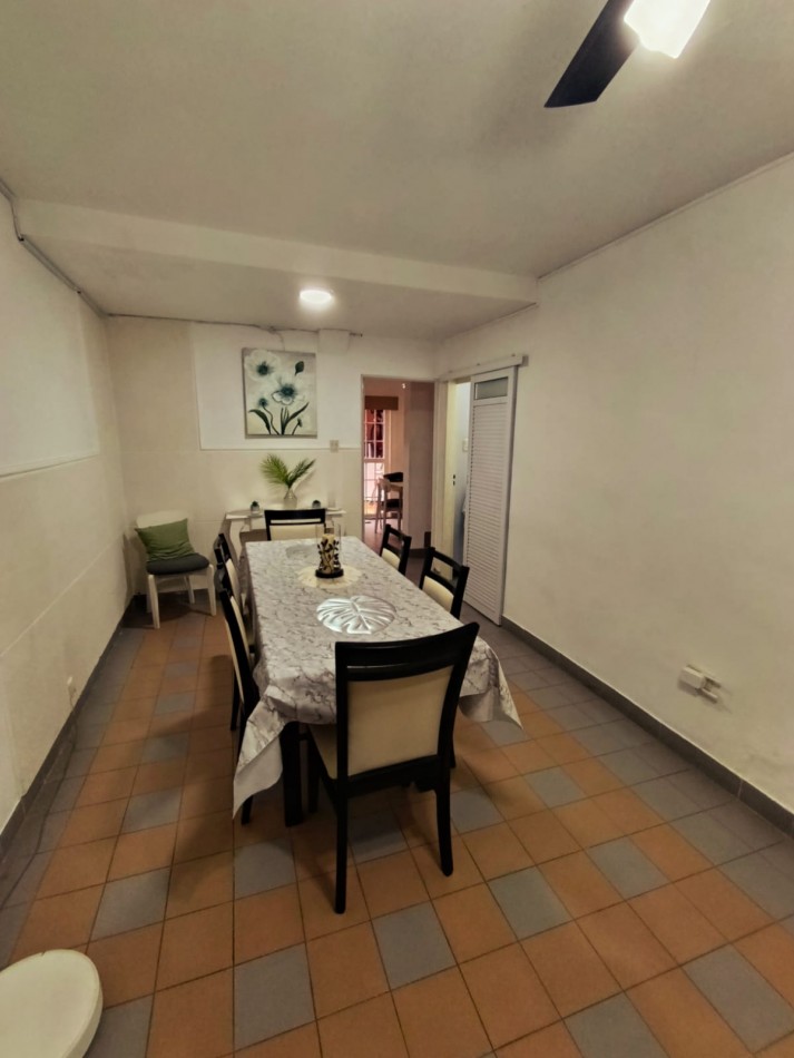 Se alquila duplex en calle Alfredo Palacios , 3 dormitorios 2 baños 