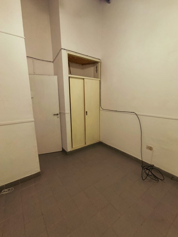Se alquila duplex en calle Alfredo Palacios , 3 dormitorios 2 baños 