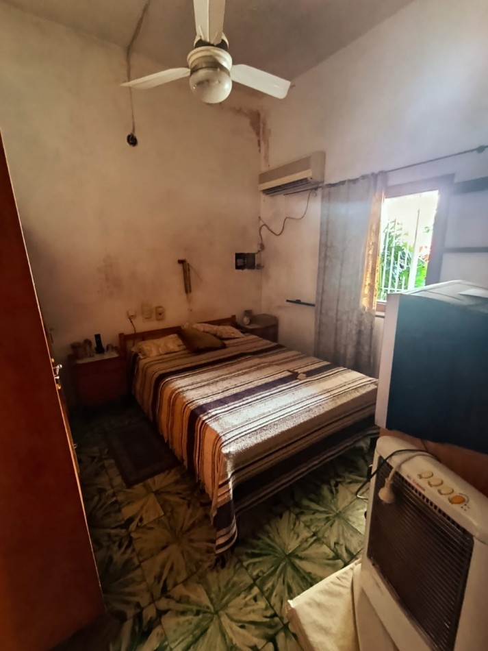 Casa en venta zona Thompson excelente oportunidad a refaccionar 