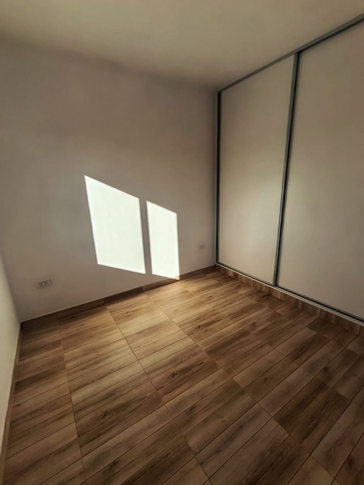 Se alquila hermoso departamento de un dormitorio con cochera a estrenar 