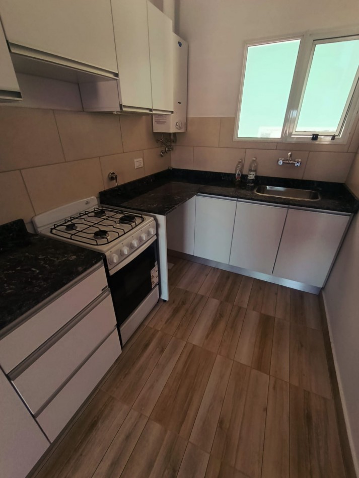 Se alquila excelente departamento a estrenar 2 dormitorios con cochera impecable