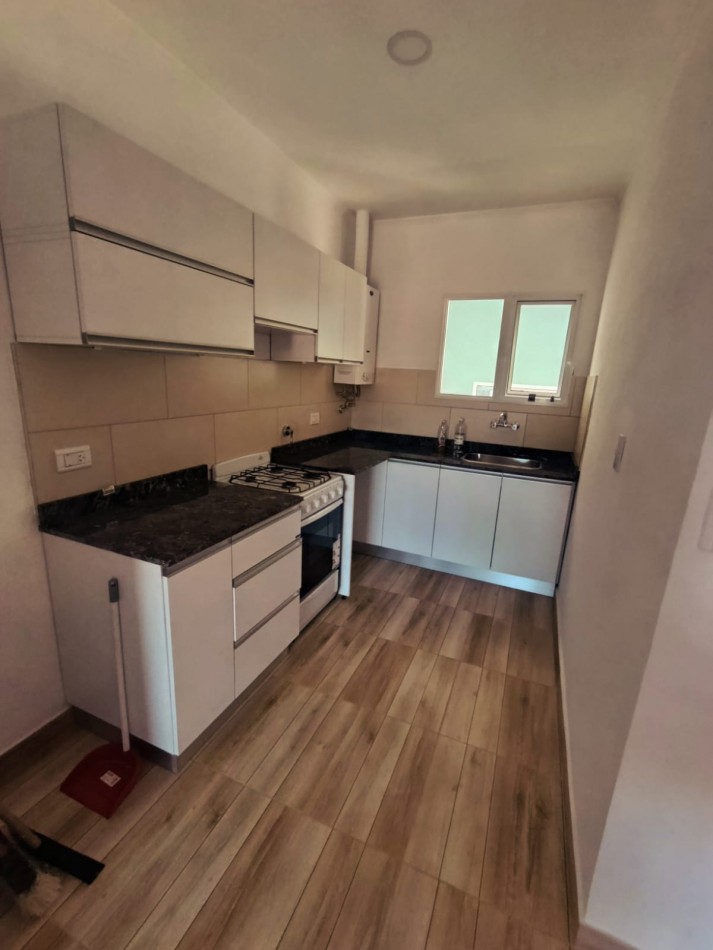 Se alquila excelente departamento a estrenar 2 dormitorios con cochera impecable
