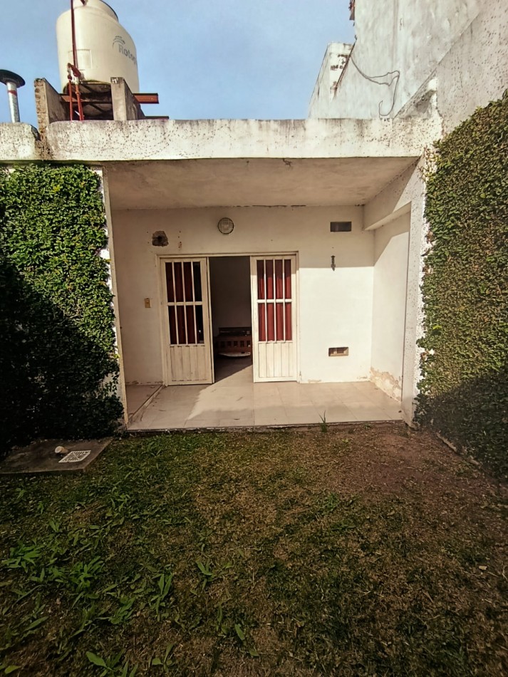 En venta casa 1 dormitorio inversion zona centro 