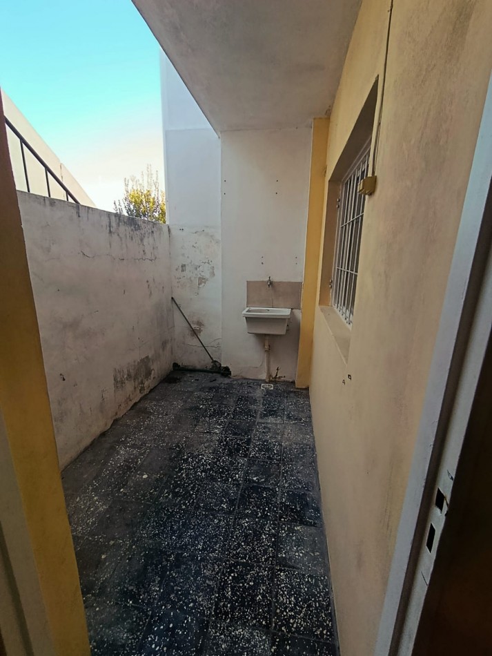 EN VENTA DEPARTAMENTOS IDEAL INVERSION ZONA SANTA TERESITA 