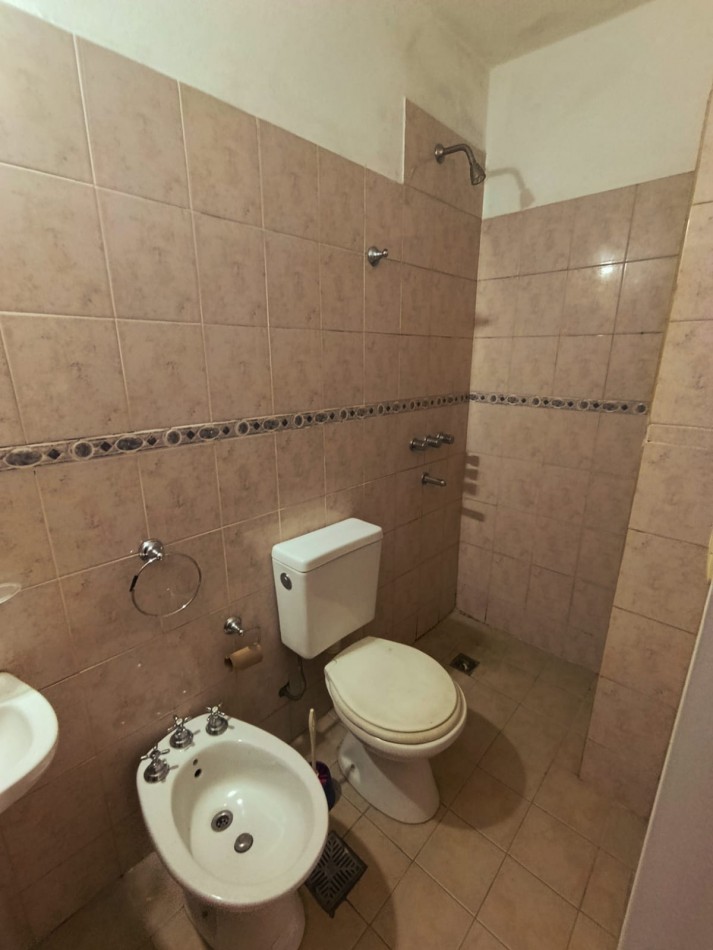 EN VENTA DEPARTAMENTOS IDEAL INVERSION ZONA SANTA TERESITA 