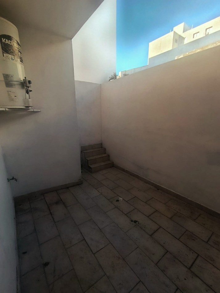 En venta hermoso semipiso zona centro 