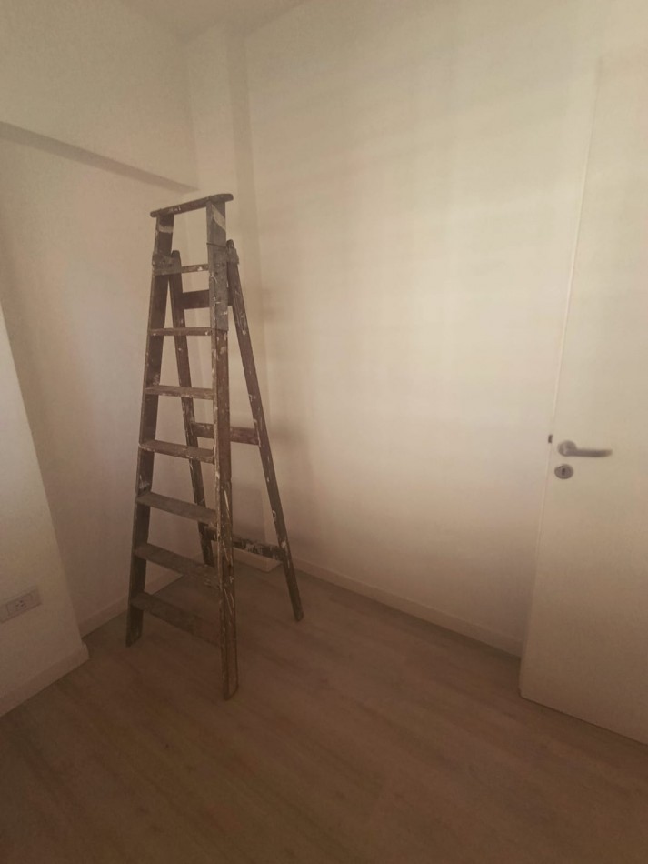 En venta hermoso semipiso zona centro 