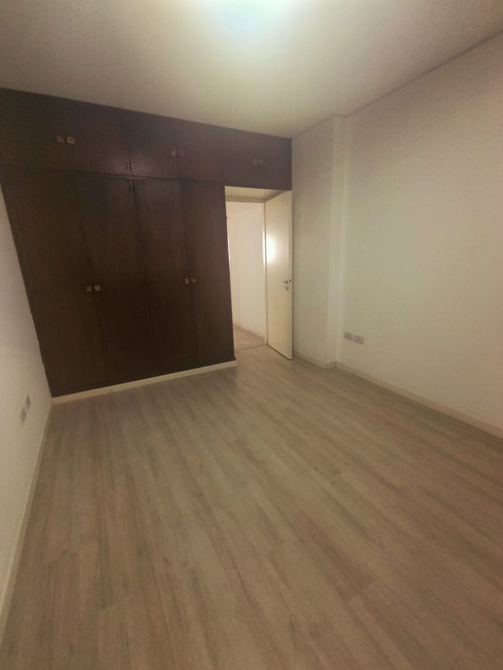 En venta hermoso semipiso zona centro 