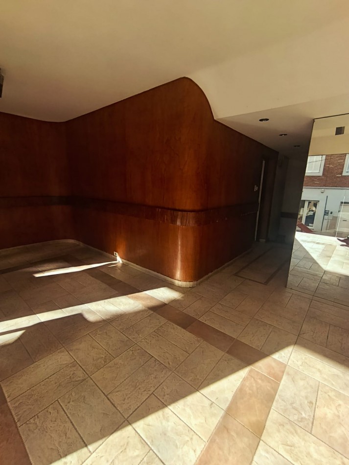En venta hermoso semipiso zona centro 