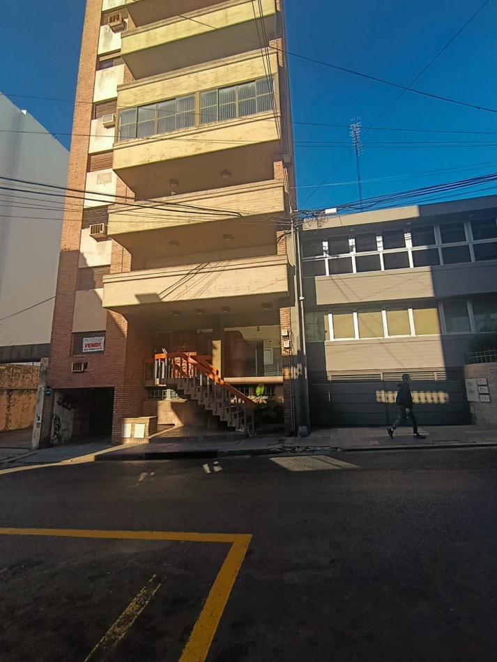 En venta hermoso semipiso zona centro 