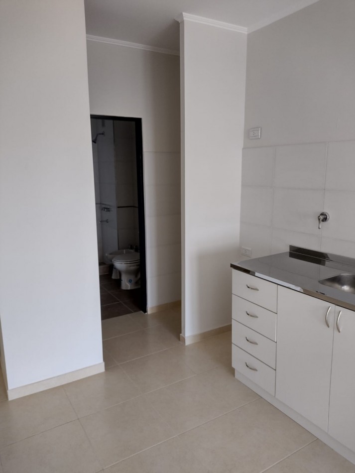 En venta departamento 1 dormitorio zona Saenz Peña