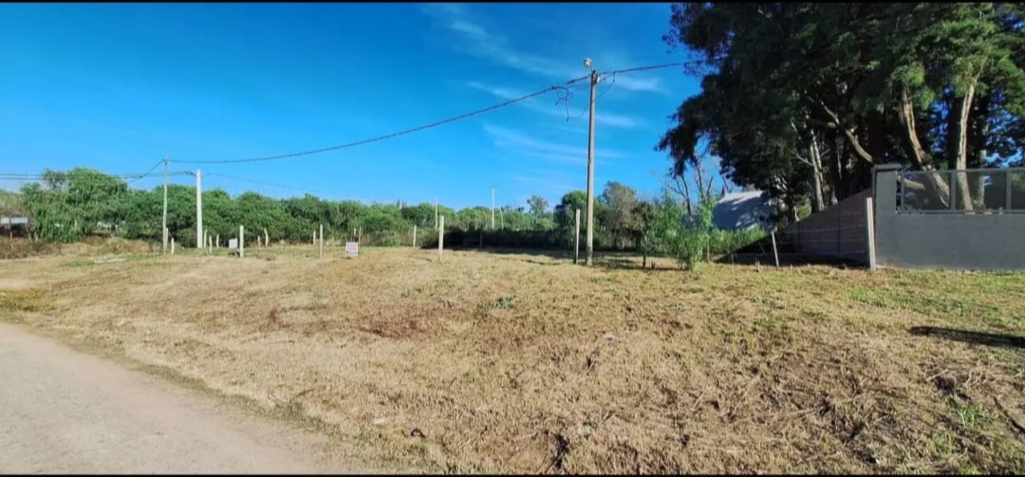 Terreno en esquina en venta. Energia y Agua.