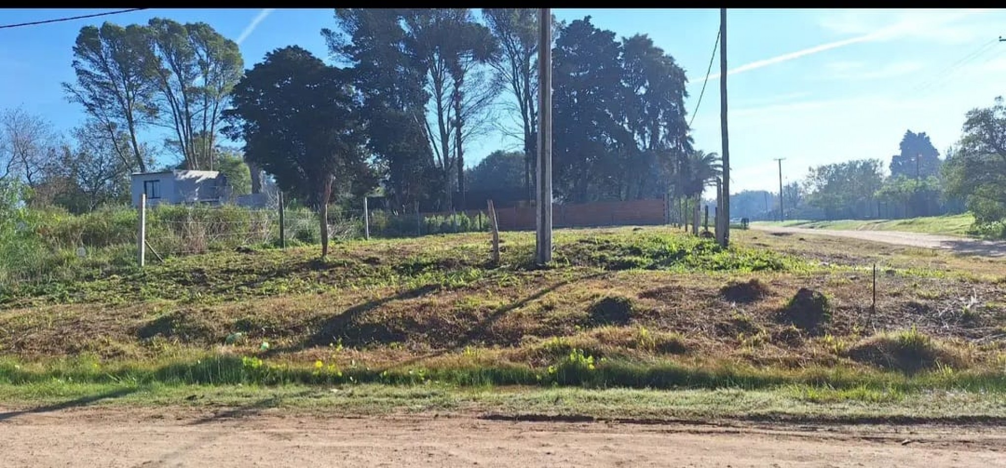 Terreno en esquina en venta. Energia y Agua.