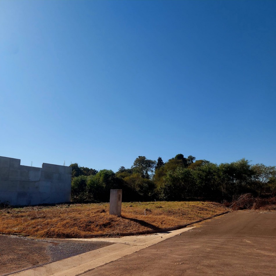 En venta excelentes oportunidades lotes Premium en Rincones del Norte 
