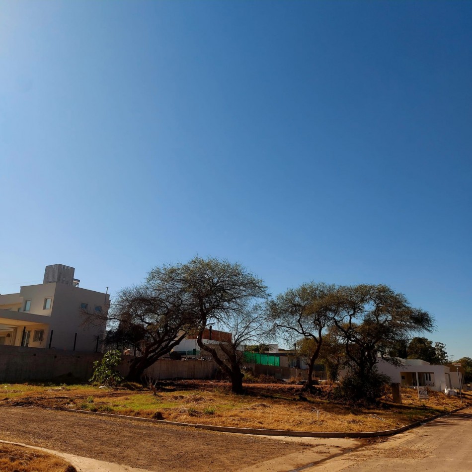 En venta excelentes oportunidades lotes Premium en Rincones del Norte 