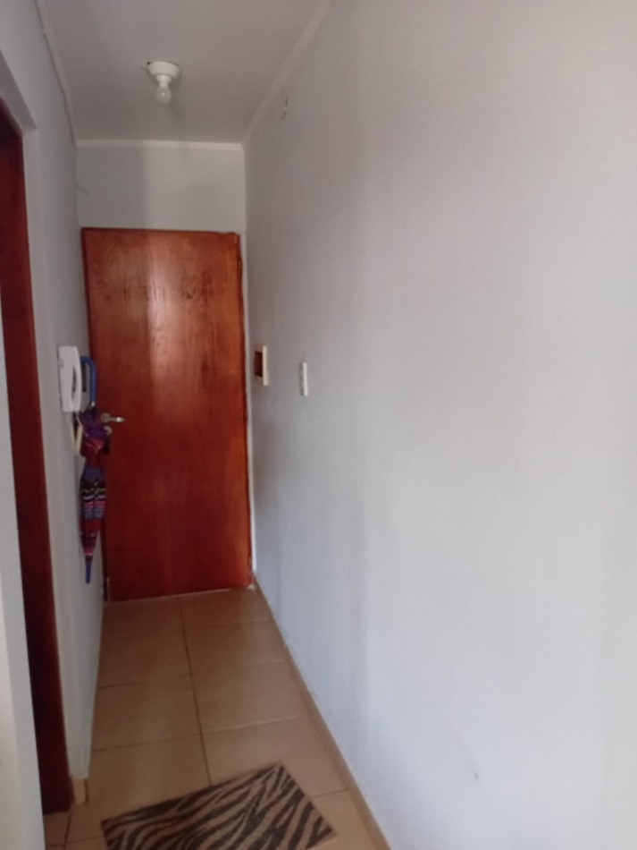 En venta monoambiente calle Racedo 