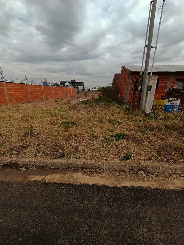 En venta casa a terminar en barrio Solvencia ,San Benito