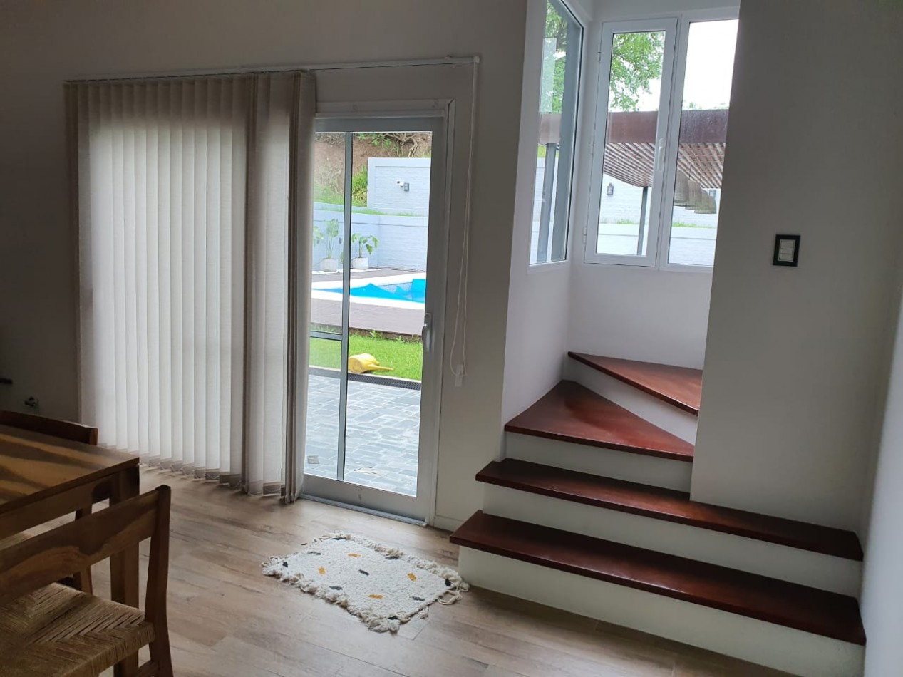 Casa de Lujo en Puerto Urquiza 