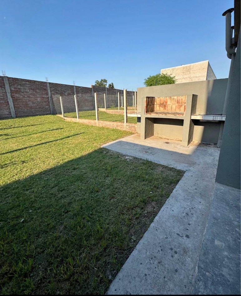 2 Duplex nuevos  en complejo cerrado para vivienda o con Renta!!!