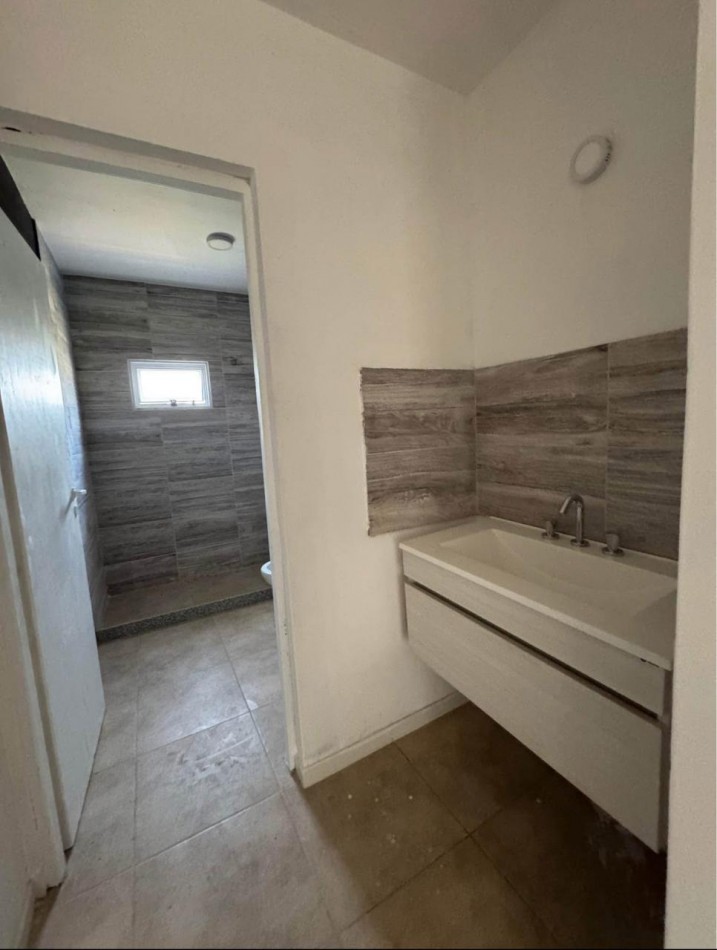 2 Duplex nuevos  en complejo cerrado para vivienda o con Renta!!!