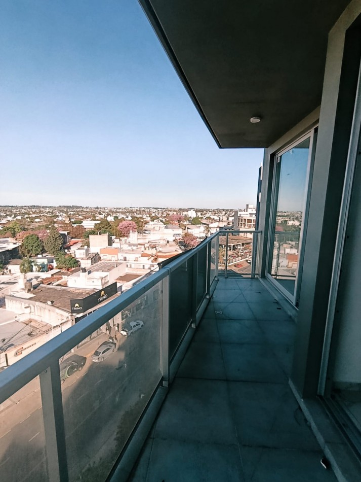 Semipiso  a estrenar al frente de  2 dormitorios.