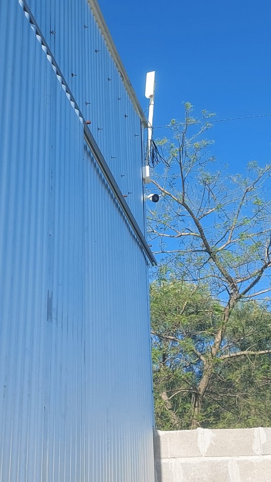 En venta 2 galpones nuevos. 