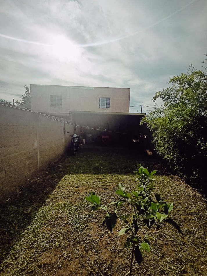 Venta Muy lindo duplex Barrio Solvencia San Benito.
