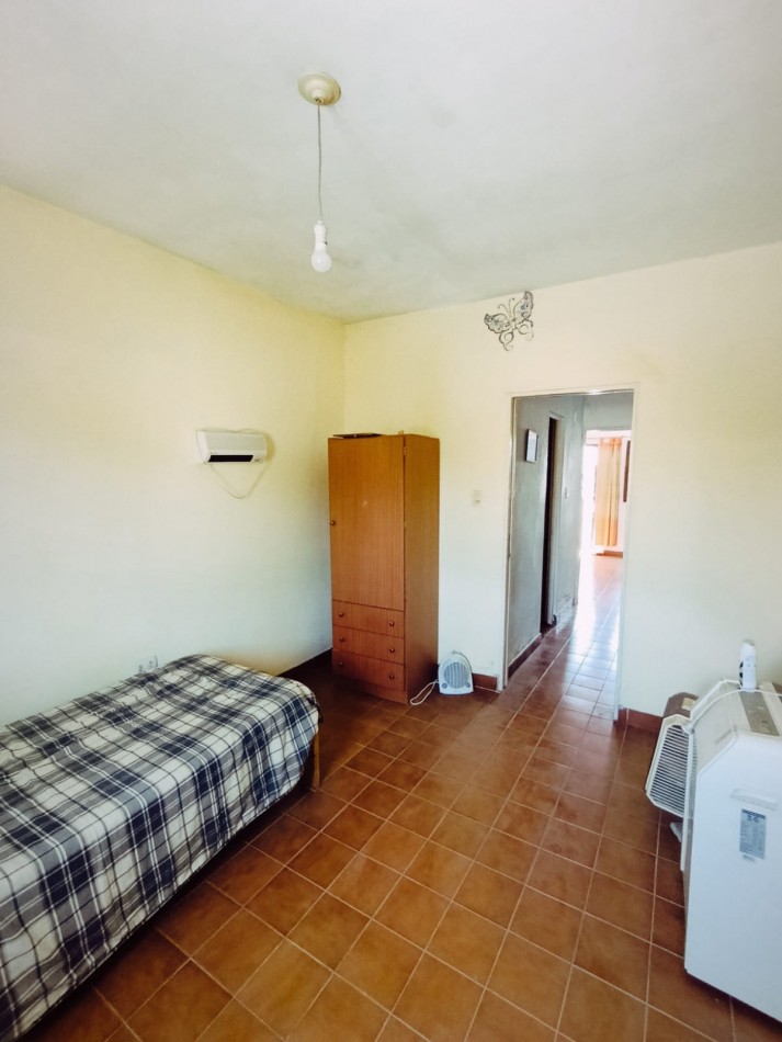 Duplex Amplio a metros de Av. Ramirez. EN VENTA