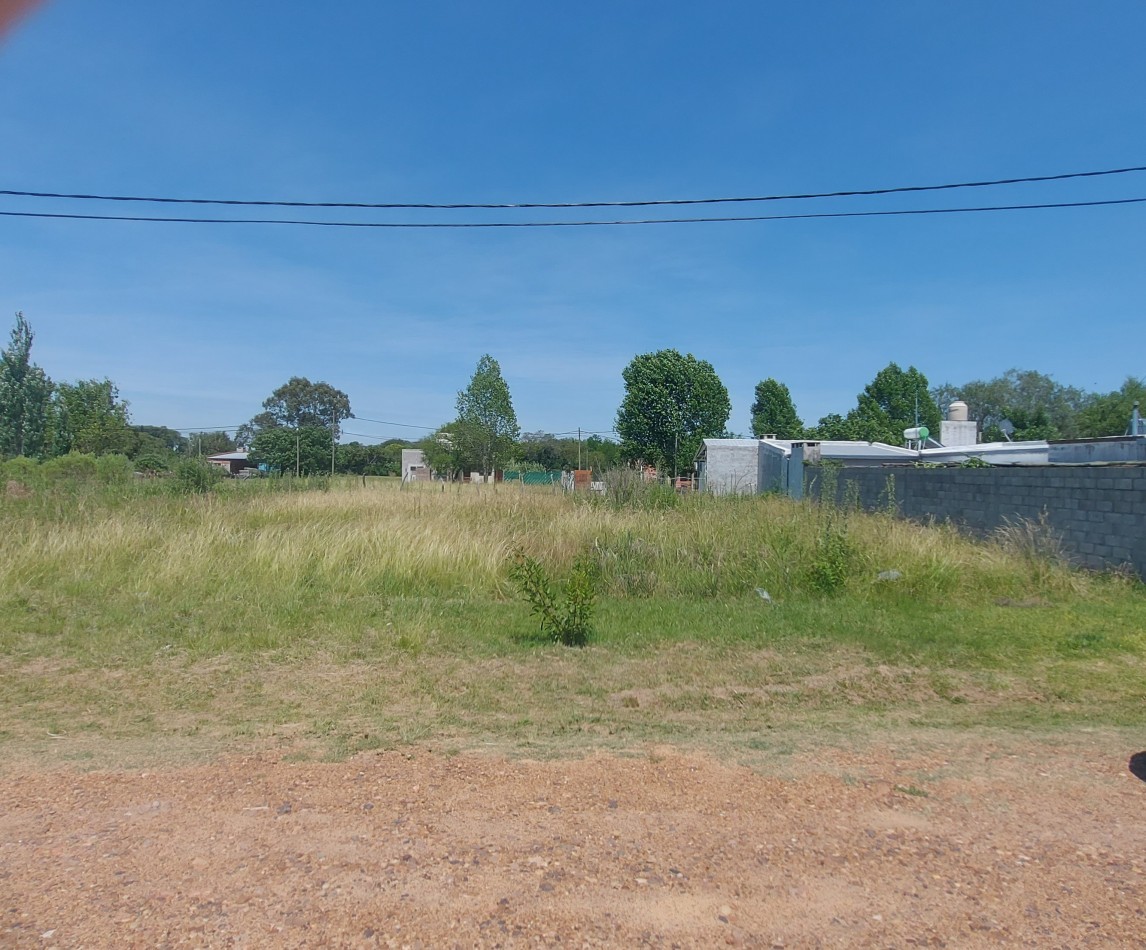 Muy lindo Lote hermosa Zona. 