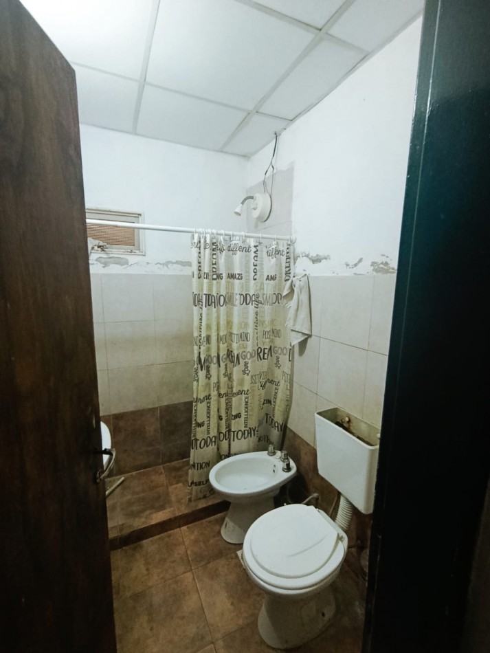 En venta casa 3 dormitorios Colonia Avellaneda 