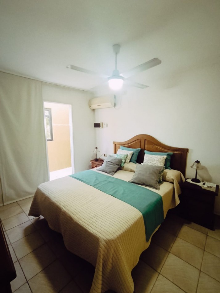  Casa en esquina con pileta y quincho - Zona Escuela de Policia, Parana 