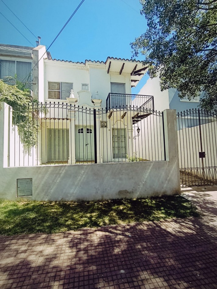 Casa en venta - Calle Jose Maria Torres | Zona Parque Urquiza - Parana