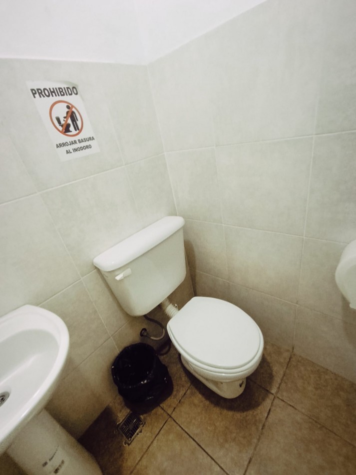 Oportunidad comercial en esquina - Salon de eventos + peluqueria