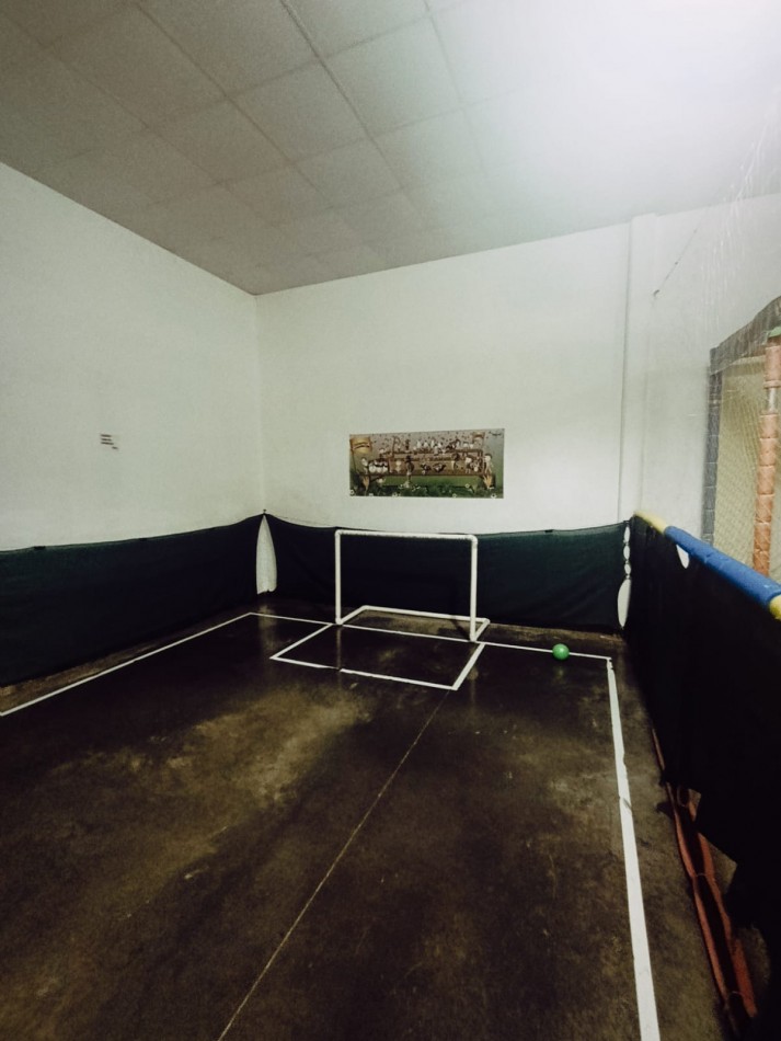 Oportunidad comercial en esquina - Salon de eventos + peluqueria