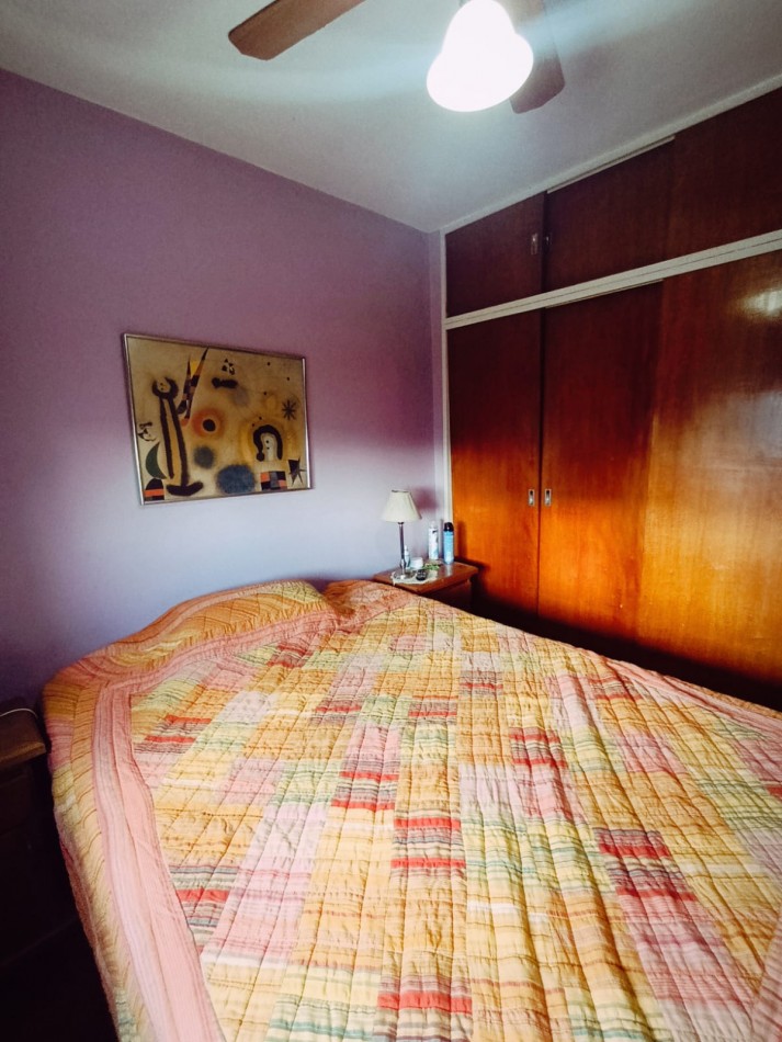 Se alquila departamento 2 dormitorios con cochera zona centro a 1 cuadra de peatonal