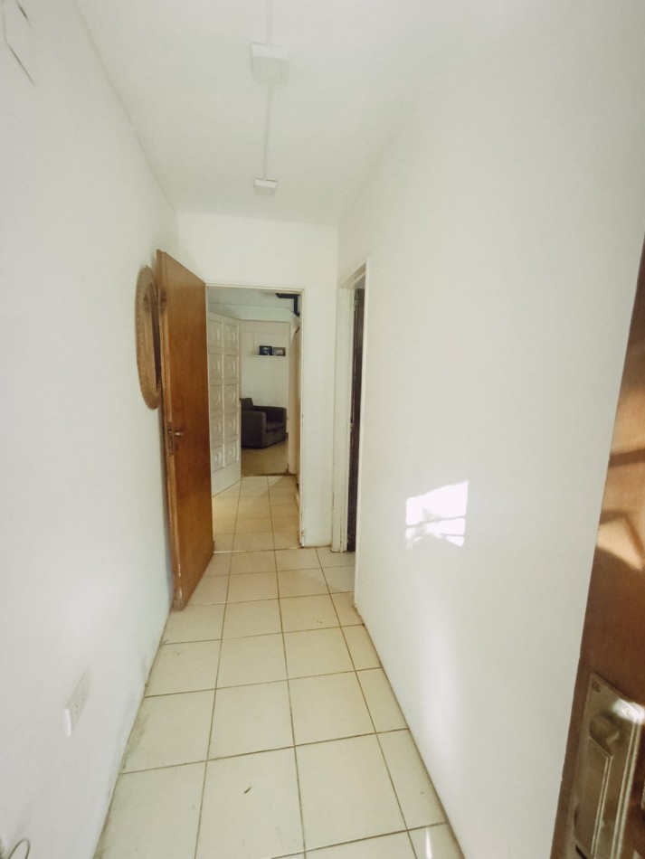 En venta hermosa propiedad en 3 modulos Casa mas departamento mas galpon excelente ubicacion  