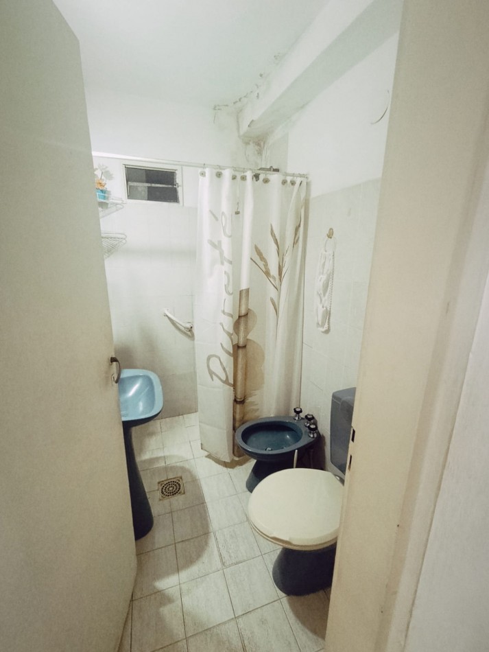 En venta hermosa propiedad en 3 modulos Casa mas departamento mas galpon excelente ubicacion  