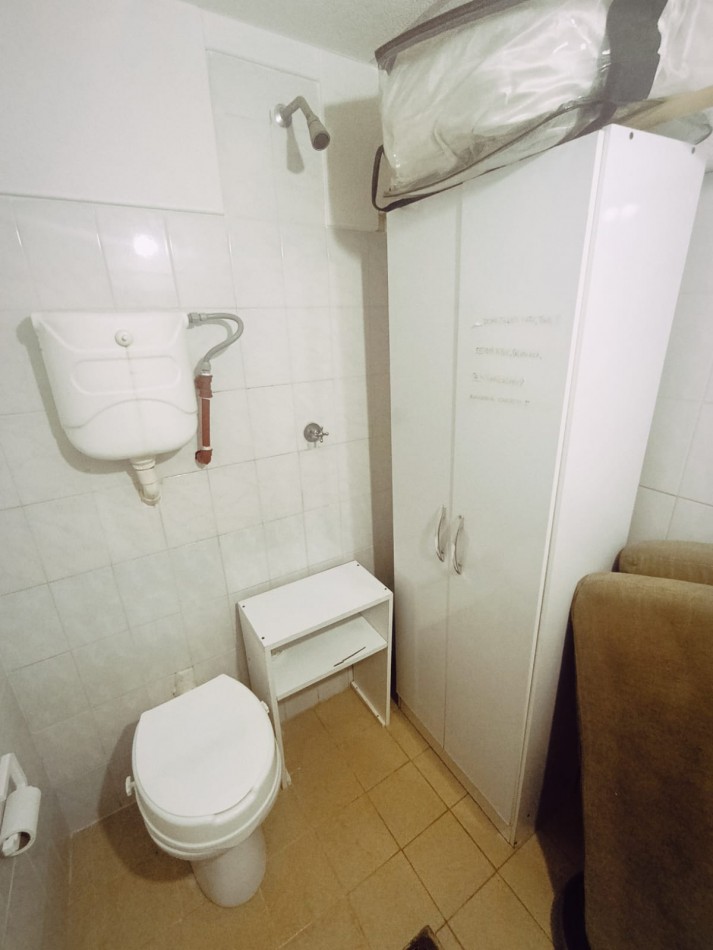 En venta hermosa propiedad en 3 modulos Casa mas departamento mas galpon excelente ubicacion  