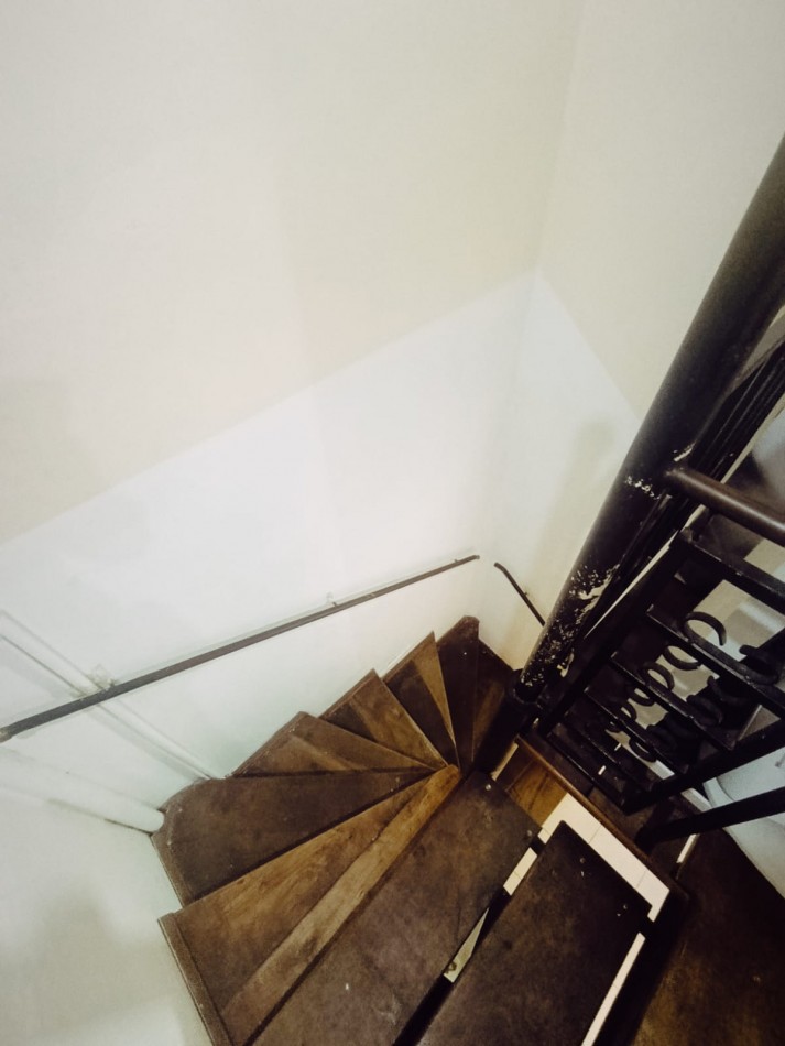 En venta hermosa propiedad en 3 modulos Casa mas departamento mas galpon excelente ubicacion  