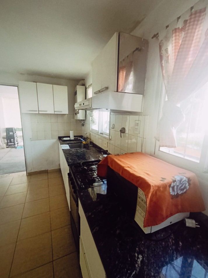 En venta hermosa propiedad en 3 modulos Casa mas departamento mas galpon excelente ubicacion  