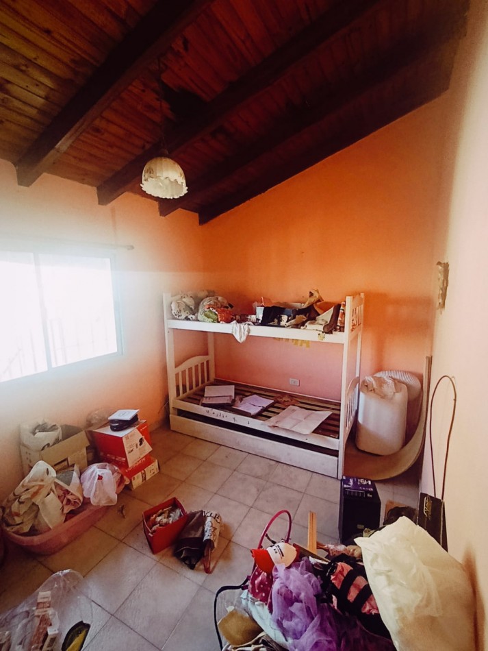 En venta hermosa propiedad en 3 modulos Casa mas departamento mas galpon excelente ubicacion  