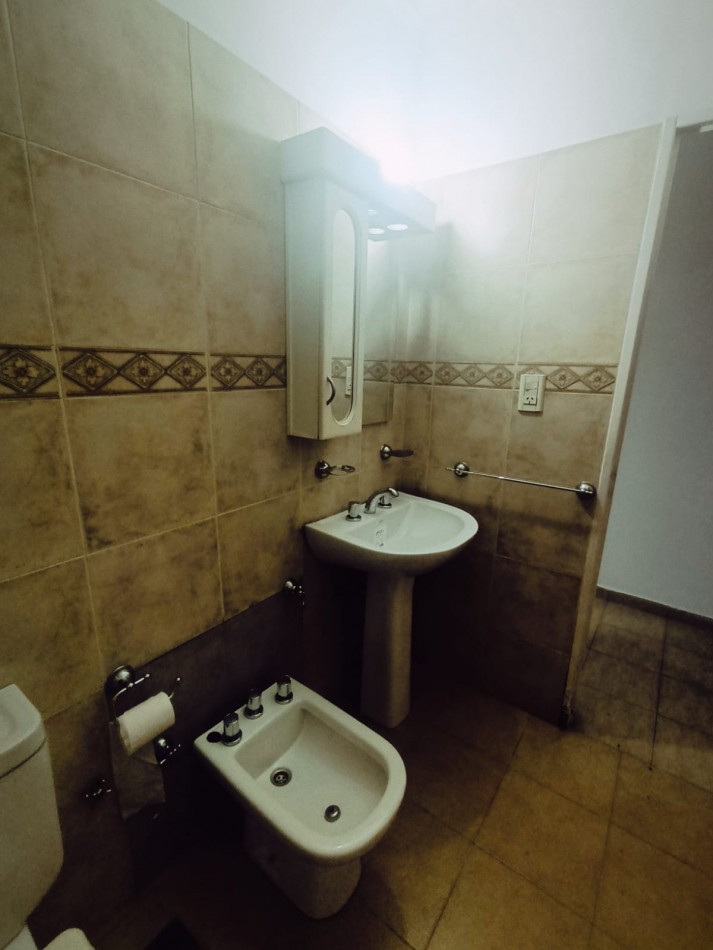 En alquiler departamento 1 dormitorio con cochera 