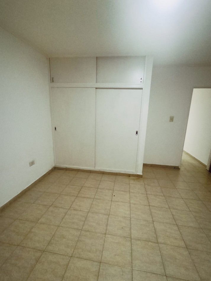 En alquiler departamento 1 dormitorio con cochera 