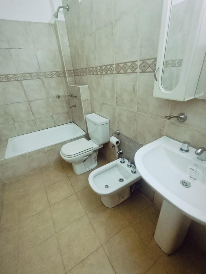 En alquiler departamento 1 dormitorio con cochera 