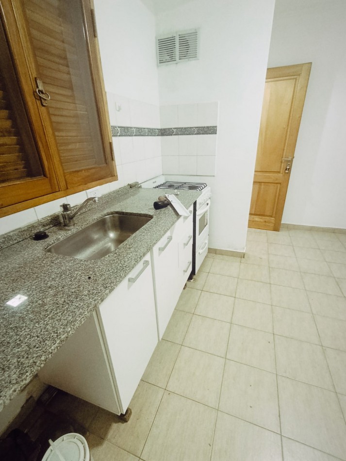 En alquiler departamento 1 dormitorio con cochera 