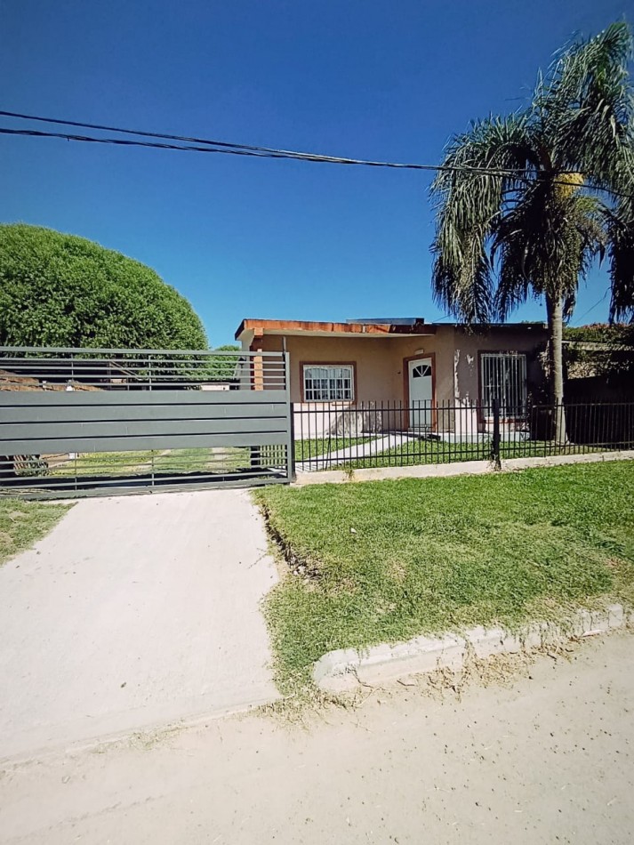 En venta hermosa casa 2 dormitorios EXCELENTE INVERSION
